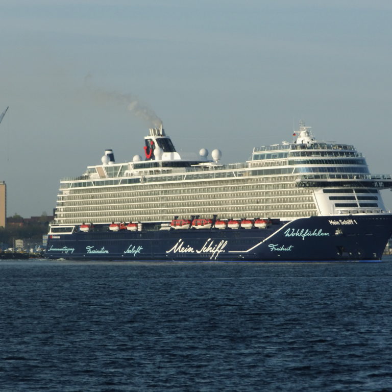 Mein Schiff 1